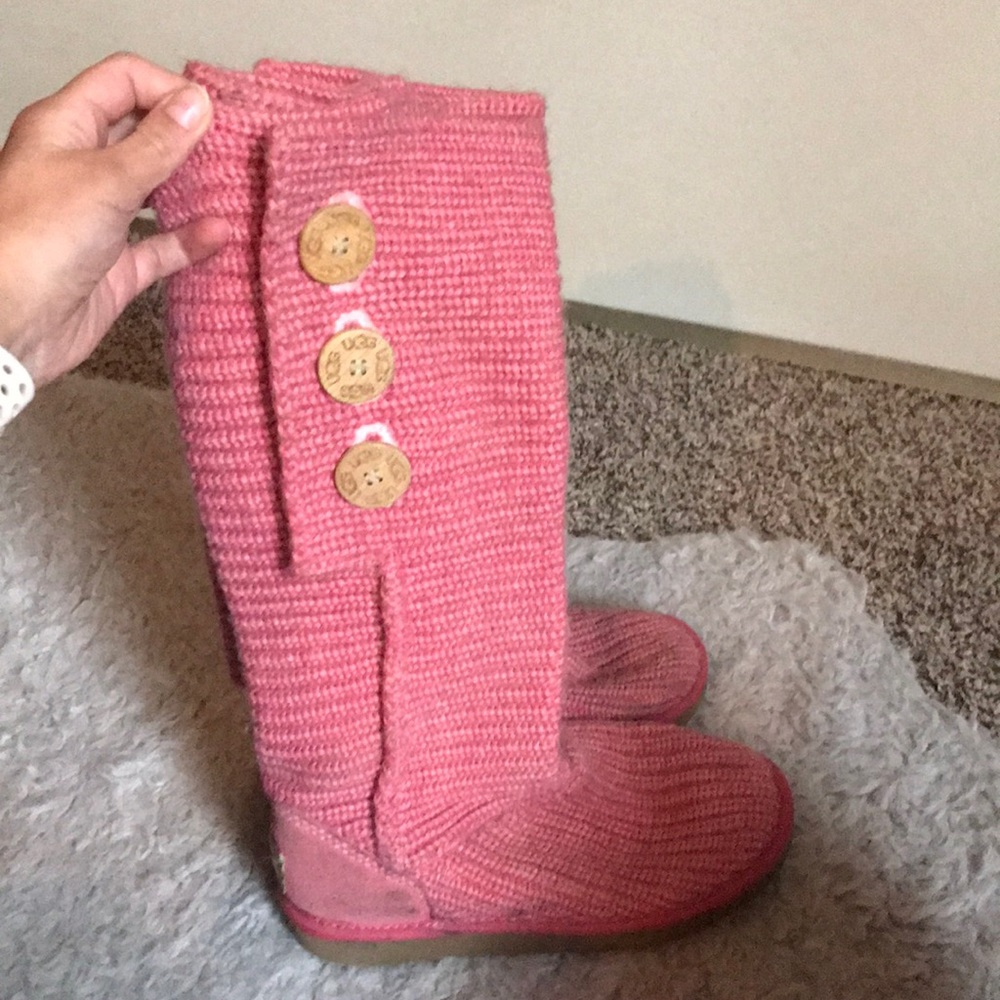 Pink classic cardi Ugg’s